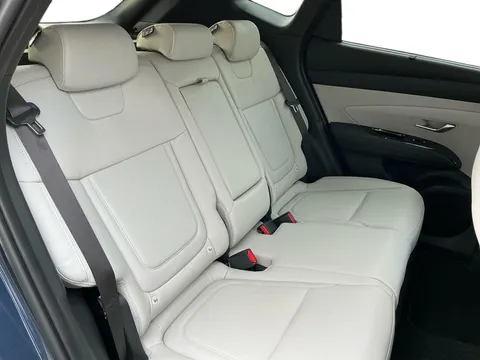 DT25XXW Hyundai Tucson 1.6T Plug-in Hybrid Ultimate 5dr Auto Thumbnail #10