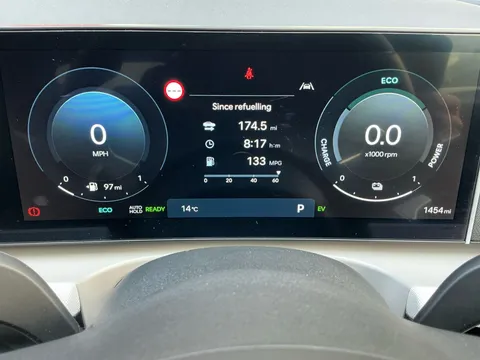 DT25XXW Hyundai Tucson 1.6T Plug-in Hybrid Ultimate 5dr Auto Thumbnail #12