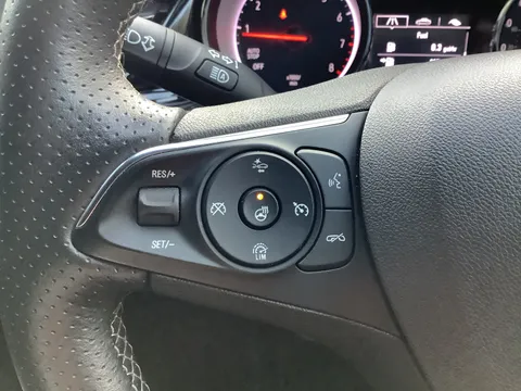 HV69USW Vauxhall Insignia Sports Tourer 1.5T SRi Vx-line Nav 5dr Thumbnail #28