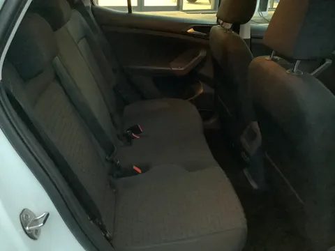 GJ70GUK Volkswagen T-Cross 1.0 TSI SE 5dr Thumbnail #13