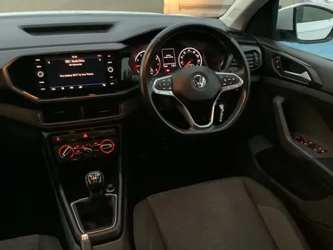 GJ70GUK Volkswagen T-Cross 1.0 TSI SE 5dr Thumbnail #3