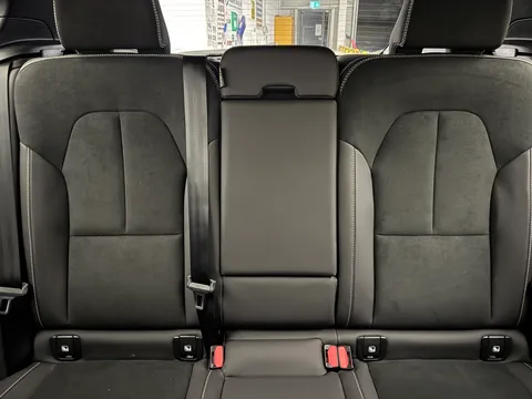 DU74WOJ Volvo XC40 2.0 B3P Plus Dark 5dr Auto Thumbnail #19