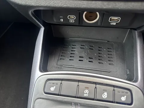 ET24NUP Hyundai i10 1.0 [63] Premium 5dr Auto [Nav] Thumbnail #28