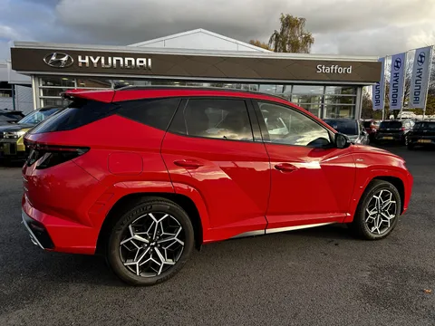 EO23XFE Hyundai Tucson 1.6 TGDi Plug-in Hybrid N Line 5dr 4WD Auto Thumbnail #6