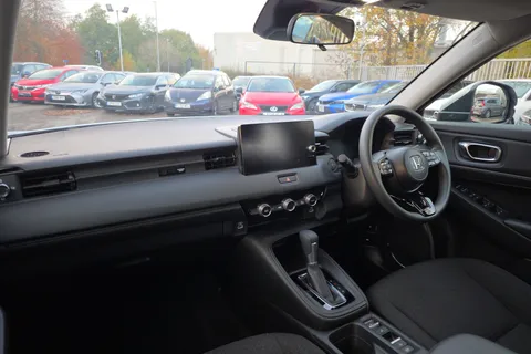 DA73HGP Honda Hr-V 1.5 eHEV Elegance 5dr CVT Thumbnail #3