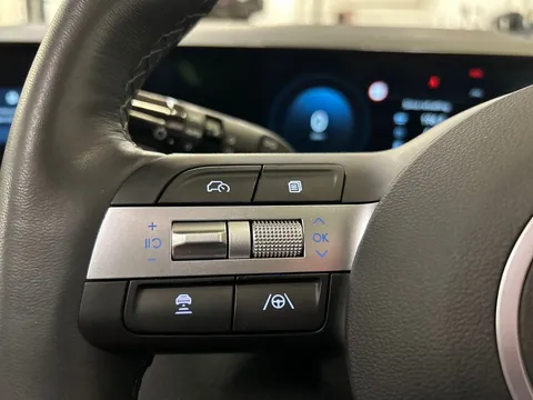 LG74MWN Hyundai Tucson 1.6T Hybrid Ultimate 5dr Auto Thumbnail #23