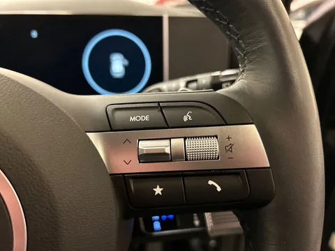 LG74MWN Hyundai Tucson 1.6T Hybrid Ultimate 5dr Auto Thumbnail #24