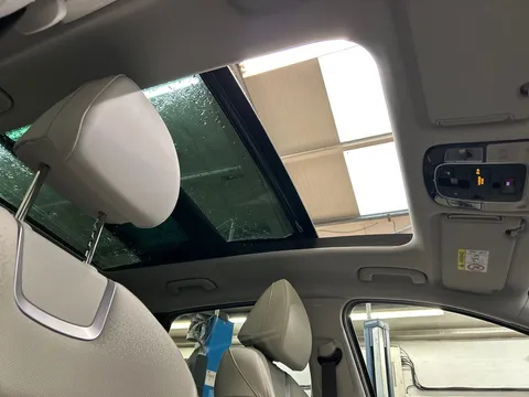 LG74MWN Hyundai Tucson 1.6T Hybrid Ultimate 5dr Auto Thumbnail #30