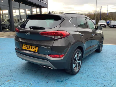 DV66XPZ Hyundai Tucson 2.0 CRDi 185 Premium SE 5dr Auto Thumbnail #9