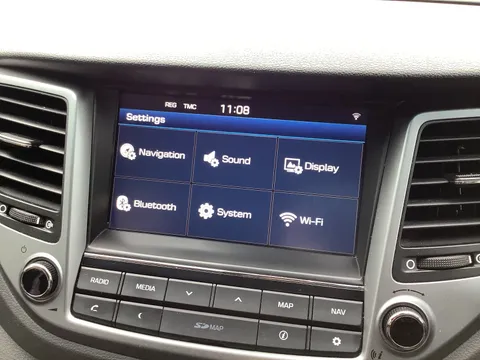 DV66XPZ Hyundai Tucson 2.0 CRDi 185 Premium SE 5dr Auto Thumbnail #24