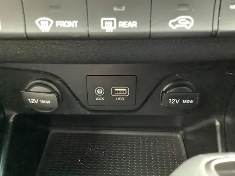 DV66XPZ Hyundai Tucson 2.0 CRDi 185 Premium SE 5dr Auto Thumbnail #26