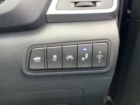 DV66XPZ Hyundai Tucson 2.0 CRDi 185 Premium SE 5dr Auto Thumbnail #30