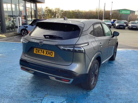 DX74XHO Nissan Qashqai 1.3 DiG-T MH Tekna 5dr Thumbnail #10