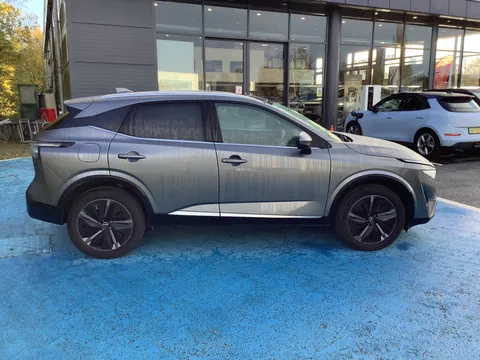 DX74XHO Nissan Qashqai 1.3 DiG-T MH Tekna 5dr Thumbnail #11