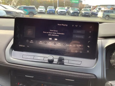 DX74XHO Nissan Qashqai 1.3 DiG-T MH Tekna 5dr Thumbnail #28