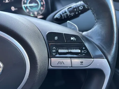 GJ72FHP Hyundai Tucson 1.6 TGDi Plug-in Hybrid Ultimate 5dr 4WD Auto Thumbnail #25