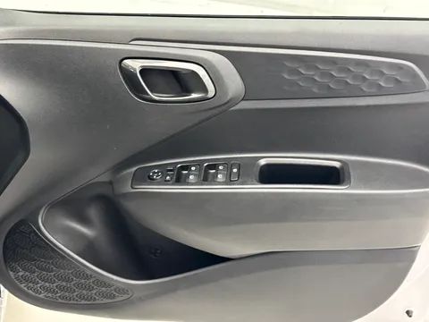 ET24TFF Hyundai i10 1.0 [63] Premium 5dr Auto [Nav] Thumbnail #17