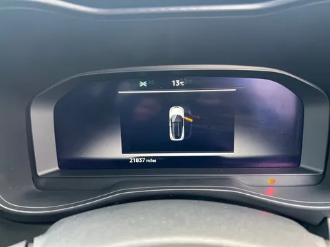 DV74NFM Nissan Juke 1.0 DiG-T N-Connecta 5dr Thumbnail #14