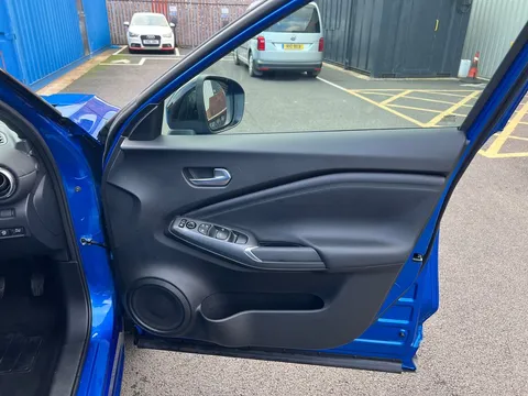 DV74NFM Nissan Juke 1.0 DiG-T N-Connecta 5dr Thumbnail #19