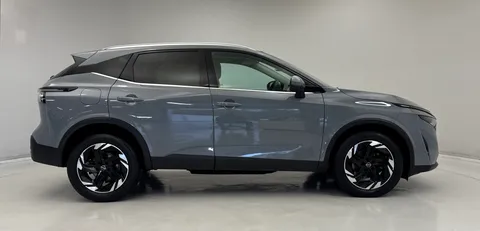 DP24WLK Nissan Qashqai 1.3 DiG-T MH N-Connecta 5dr Thumbnail #12