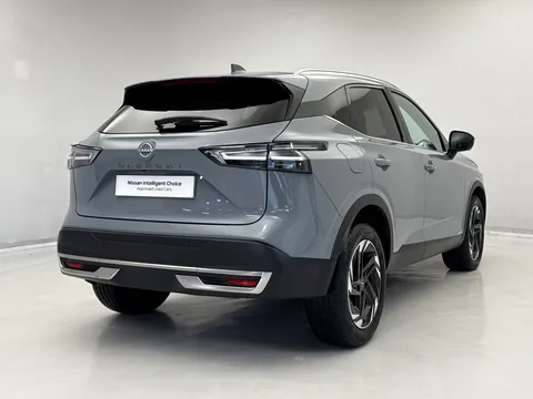 DP24WLK Nissan Qashqai 1.3 DiG-T MH N-Connecta 5dr Thumbnail #9