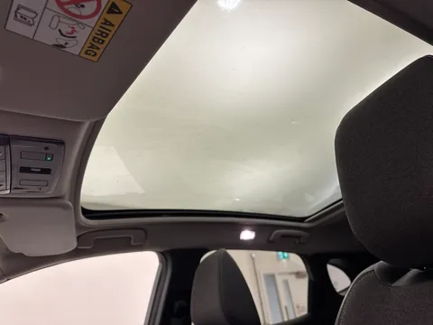 DP24WLK Nissan Qashqai 1.3 DiG-T MH N-Connecta 5dr Thumbnail #17