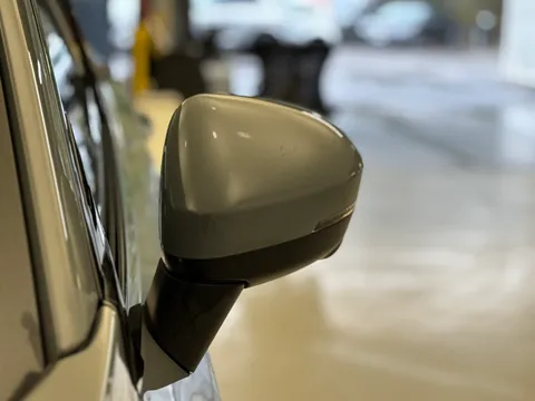 DP24WLK Nissan Qashqai 1.3 DiG-T MH N-Connecta 5dr Thumbnail #32