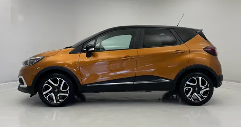 HK69SFV Renault Captur 0.9 TCE 90 Iconic 5dr Thumbnail #4