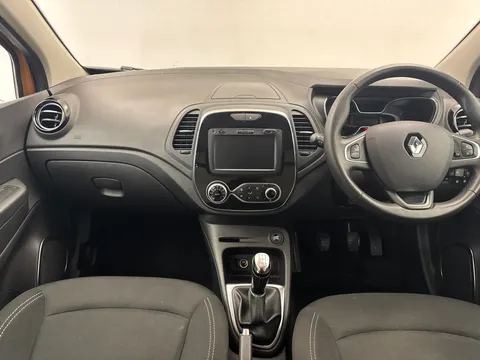 HK69SFV Renault Captur 0.9 TCE 90 Iconic 5dr Thumbnail #11