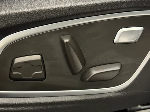 DN73GZY Renault Austral E-Tech FHEV Techno Esprit Alpine 5dr Auto Thumbnail #22