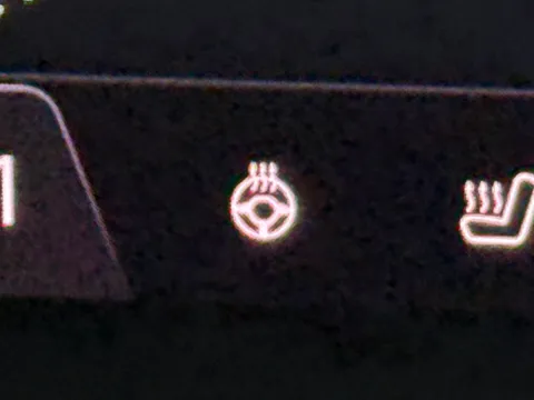 DN73GZY Renault Austral E-Tech FHEV Techno Esprit Alpine 5dr Auto Thumbnail #26