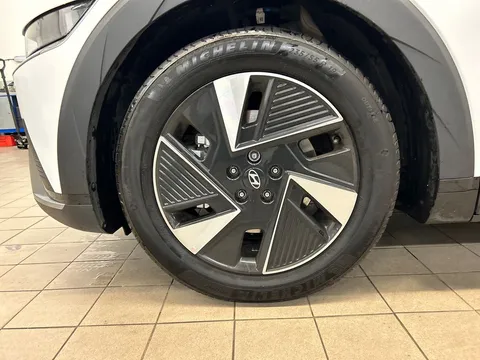 DN25TLK Hyundai Ioniq 5 168kW Premium 84 kWh 5dr Auto Thumbnail #9