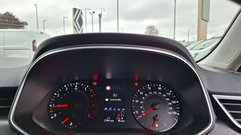 DY70GPO Renault Clio 1.0 TCe 100 Iconic 5dr Thumbnail #9