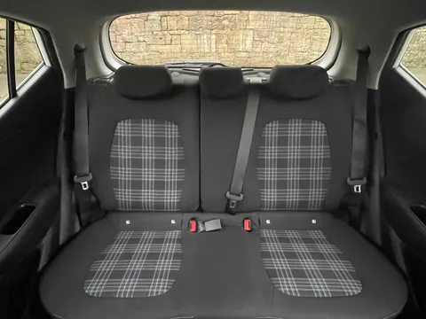 ET24THG Hyundai i10 1.0 [63] Premium 5dr Auto [Nav] Thumbnail #22