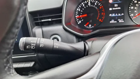 DY70GPO Renault Clio 1.0 TCe 100 Iconic 5dr Thumbnail #20