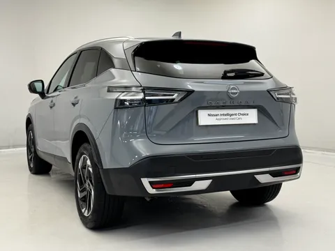 LP24VVS Nissan Qashqai 1.3 DiG-T MH 158 N-Connecta 5dr Xtronic Thumbnail #11