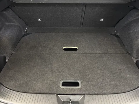 LP24VVS Nissan Qashqai 1.3 DiG-T MH 158 N-Connecta 5dr Xtronic Thumbnail #13