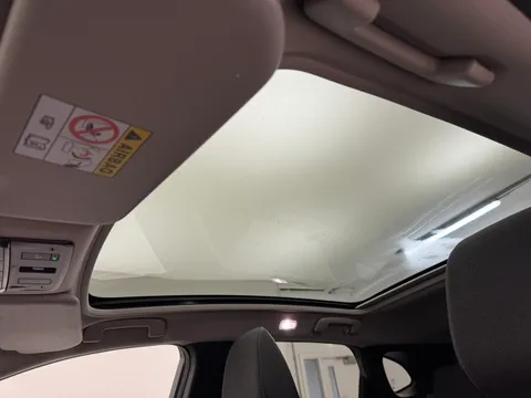 LP24VVS Nissan Qashqai 1.3 DiG-T MH 158 N-Connecta 5dr Xtronic Thumbnail #17