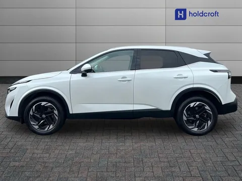 KE24EZO Nissan Qashqai 1.3 DiG-T MH 158 N-Connecta 5dr Xtronic Thumbnail #7