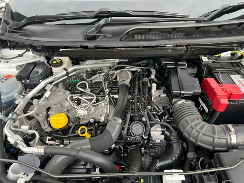 KE24EZO Nissan Qashqai 1.3 DiG-T MH 158 N-Connecta 5dr Xtronic Thumbnail #11