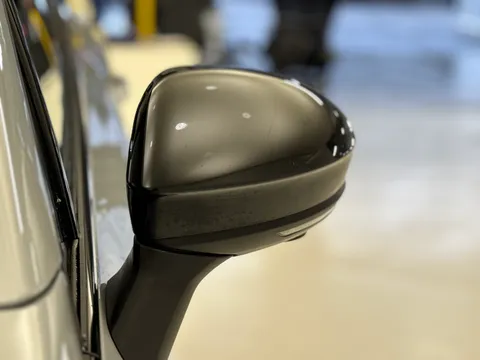 HS74EZE Renault Symbioz 1.6 E-Tech FHEV 145 Iconic Esprit Alpine 5dr Auto Thumbnail #33