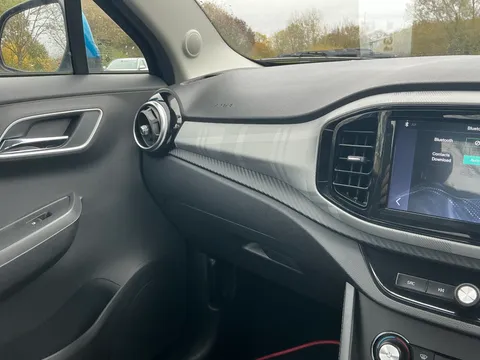 DF23MXY Mg Motor Uk Mg3 1.5 VTi-TECH Exclusive 5dr [Navigation] Thumbnail #23