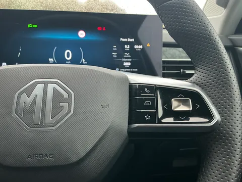 DH25FJA Mg Motor Uk Hs 1.5 T-GDI PHEV Trophy 5dr Auto Thumbnail #32