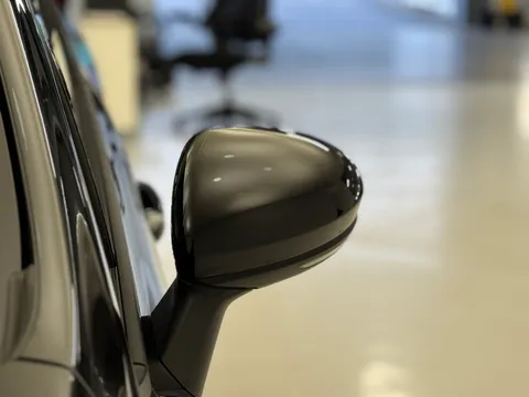 HN25TWF Renault Clio 1.0 TCe 90 Esprit Alpine 5dr Thumbnail #31