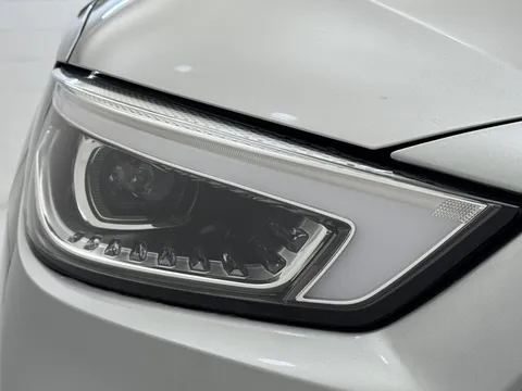 LC71DFY Mg Motor Uk Zs 1.5 VTi-TECH Exclusive 5dr Thumbnail #32