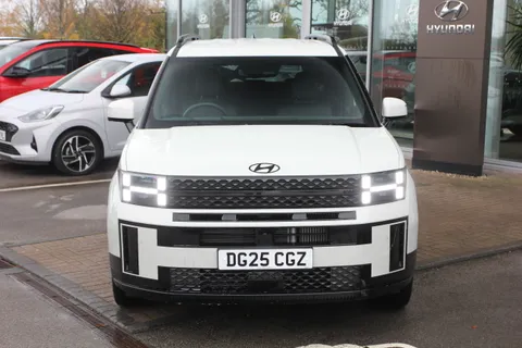 DG25CGZ Hyundai Santa Fe 1.6 TGDi PHEV Calligraphy 5dr 4WD Auto [6 Seats] Thumbnail #3