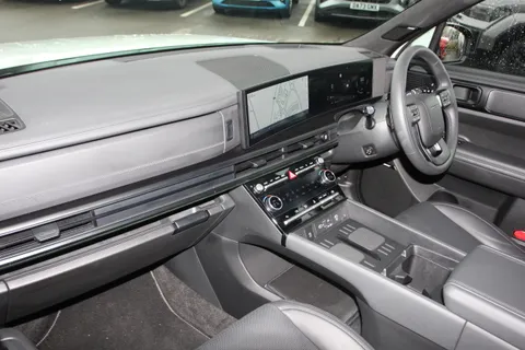 DG25CGZ Hyundai Santa Fe 1.6 TGDi PHEV Calligraphy 5dr 4WD Auto [6 Seats] Thumbnail #13