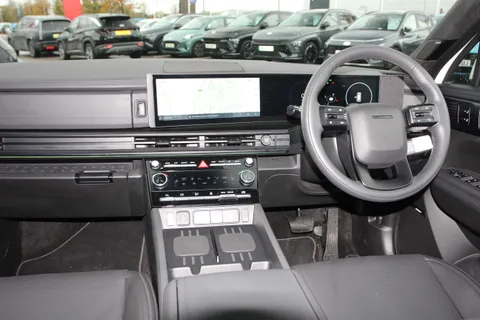 DG25CGZ Hyundai Santa Fe 1.6 TGDi PHEV Calligraphy 5dr 4WD Auto [6 Seats] Thumbnail #18