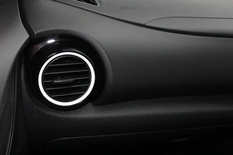 MK20FGF Hyundai Kona 1.6 GDi Hybrid Premium SE 5dr DCT Thumbnail #14