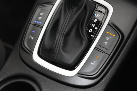 MK20FGF Hyundai Kona 1.6 GDi Hybrid Premium SE 5dr DCT Thumbnail #28